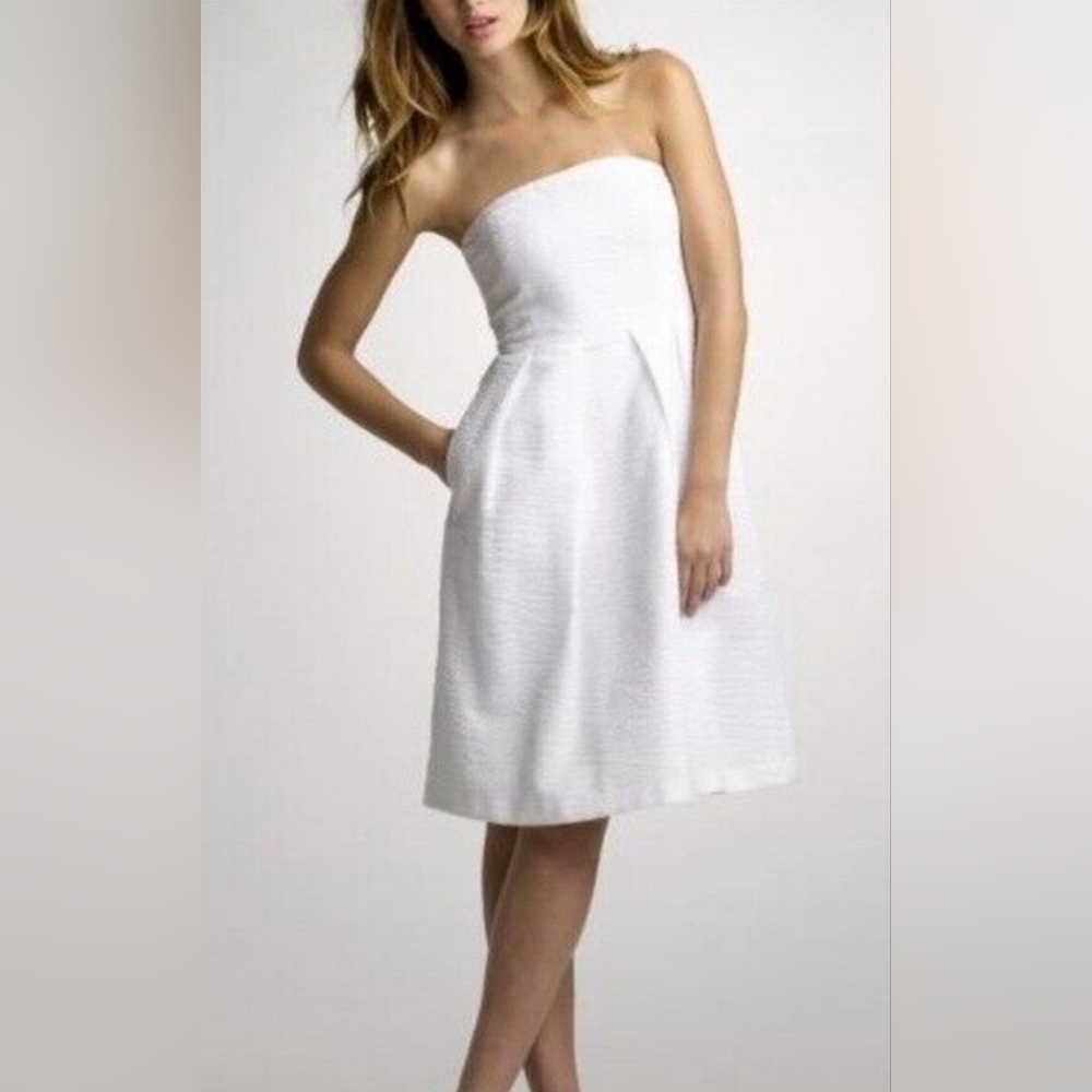J.CREW WHITE TEXTURE STRAPLESS DRESS SIZE 4